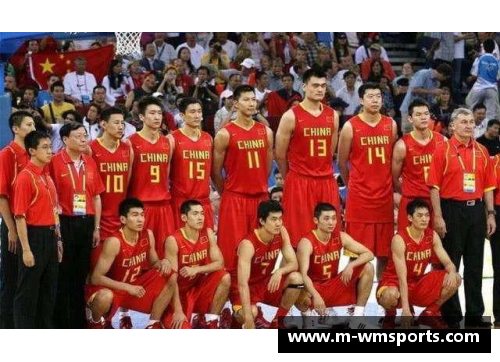 完美体育官方网站中国男篮选手易建联加盟NBA球队，开启新征程 - 副本